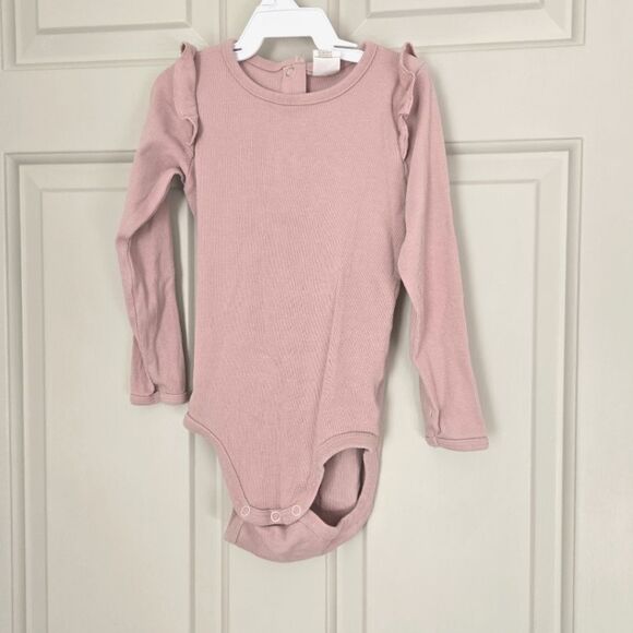3/$15 H&M long sleeve onesie 2-3 years - Picture 1 of 3